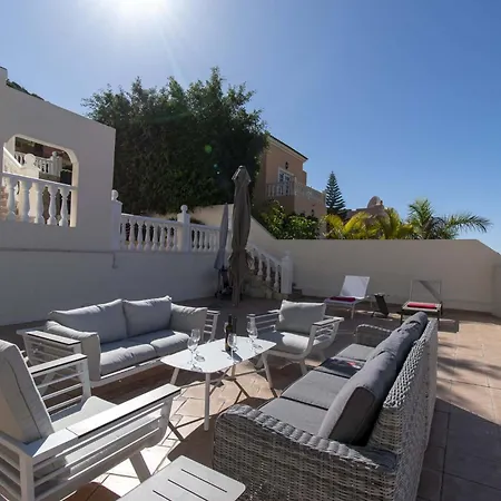 Catherine * 阿德耶